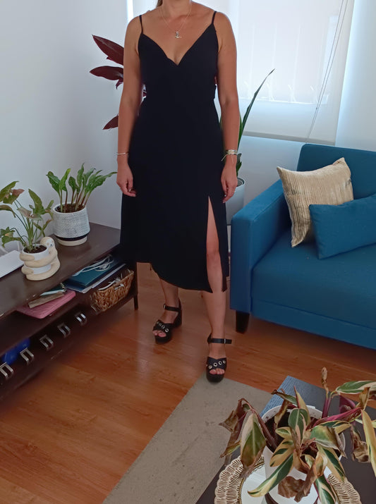 Vestido Midi Negro