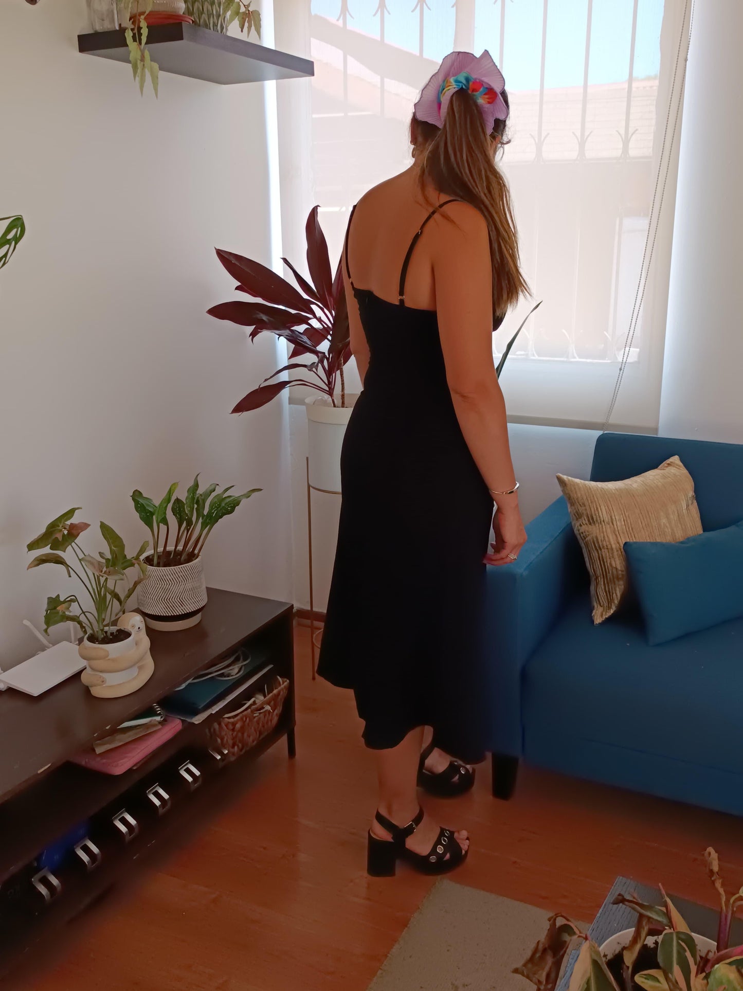 Vestido Midi Negro